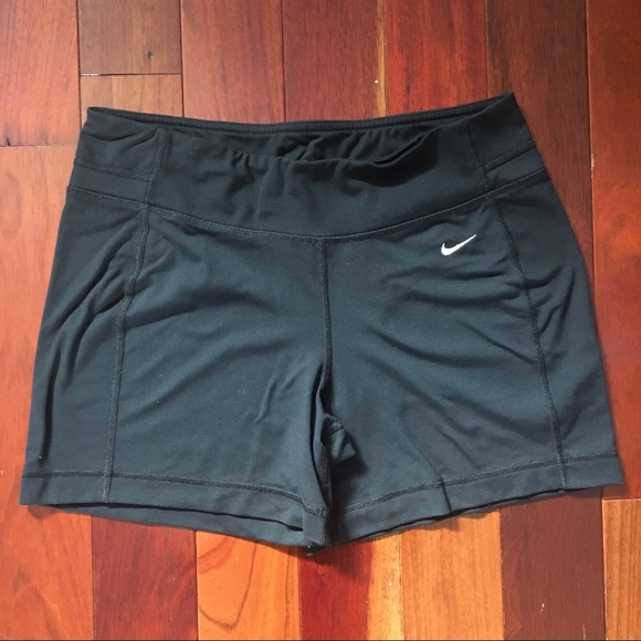 Nike Epic Run Boyshorts - Picture 2 of 4